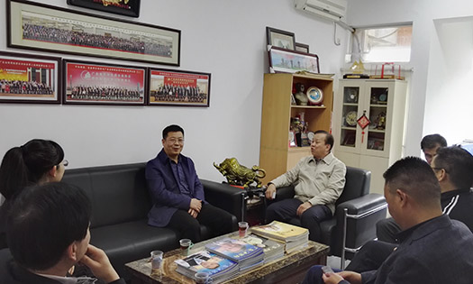 河南省泌阳县领导拜访我会